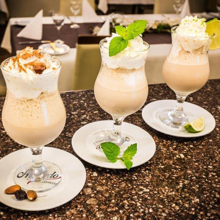 Hotel Restauracja Caspar Еленя-Гура Экстерьер фото